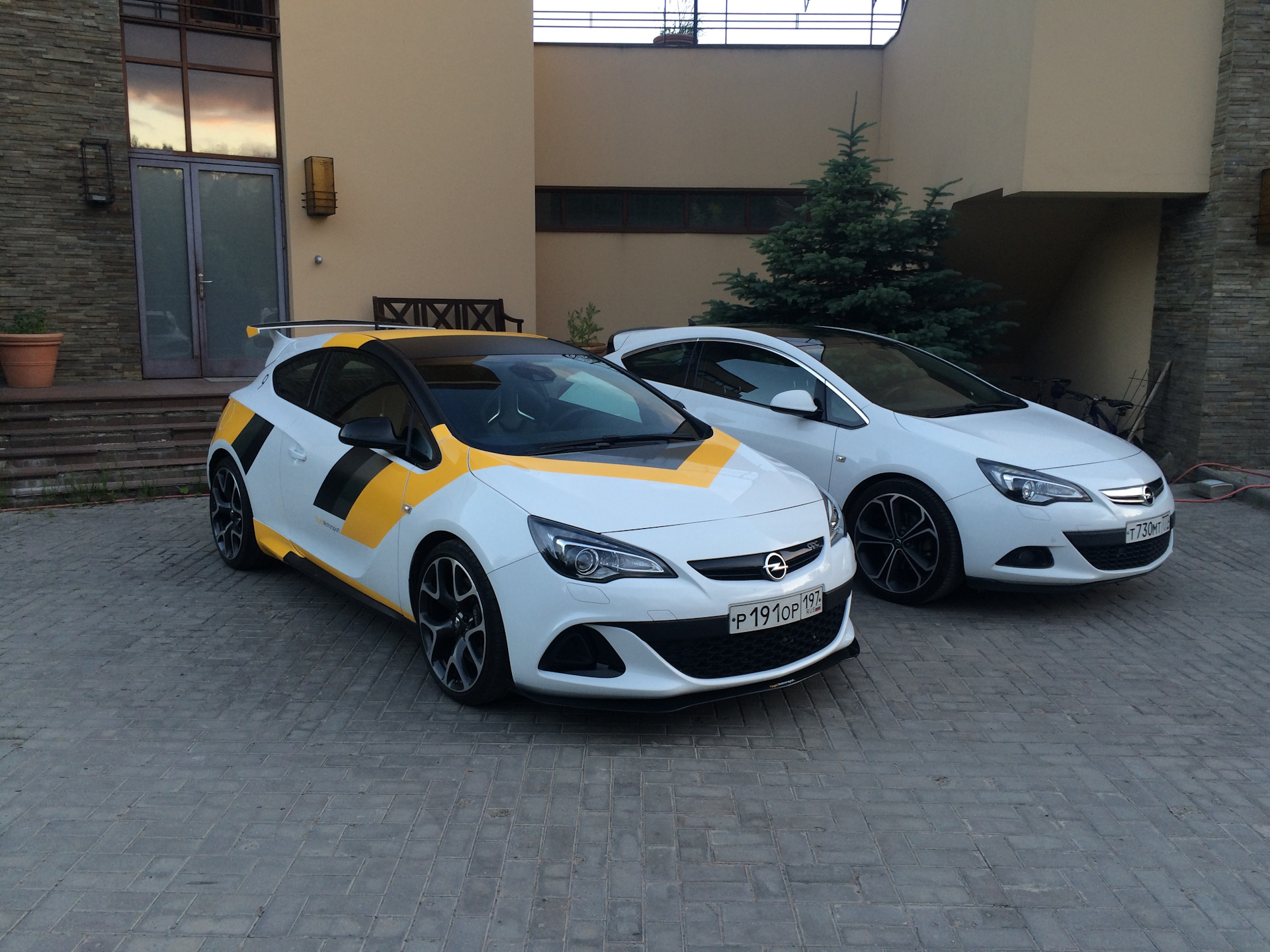 Opel Astra j OPC ламбо двери