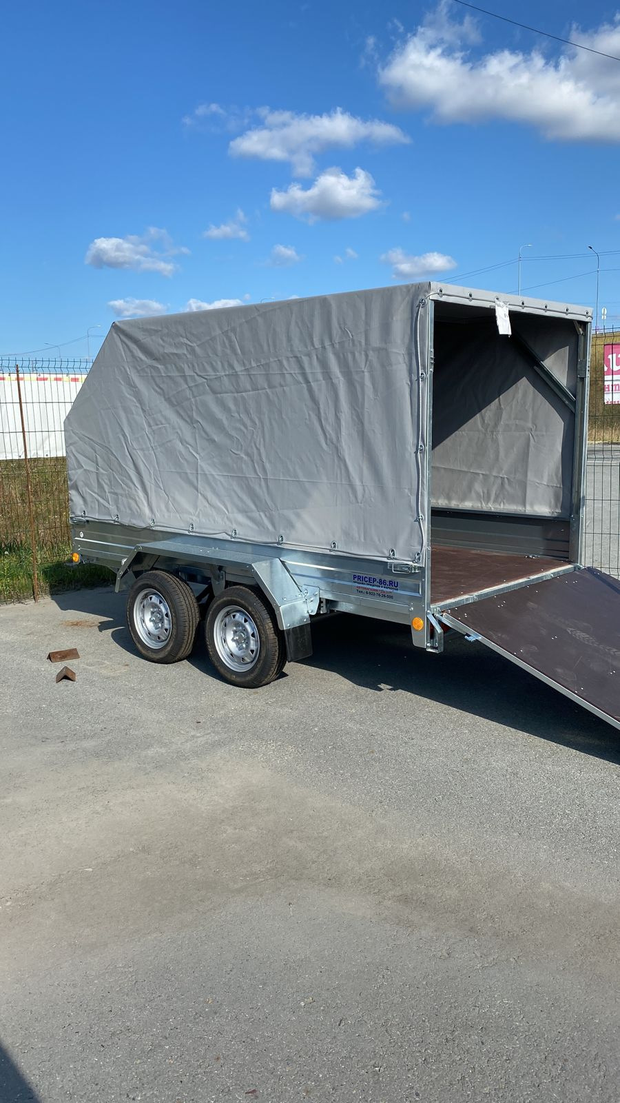 Прицеп на TOYOTA Land Cruiser Prado.Саранский прицеп. Двух осный прицеп ...