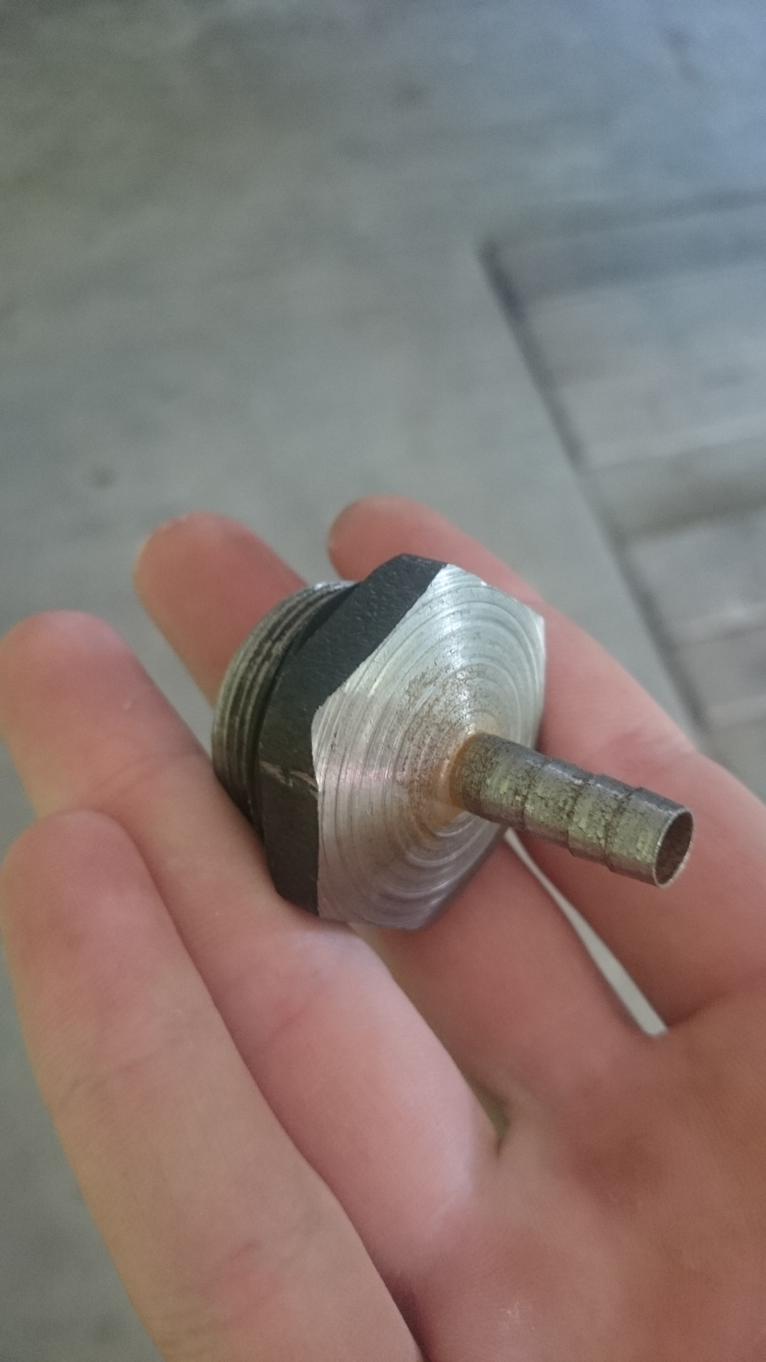 КАМАЗовский сигнал на мопед или дело было вечером делать было нечего ...