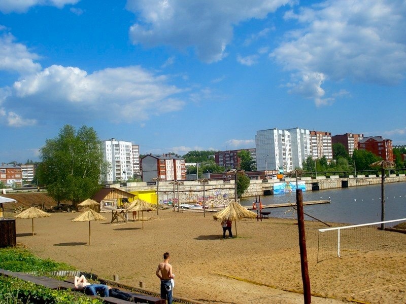 Город чайковский пляж