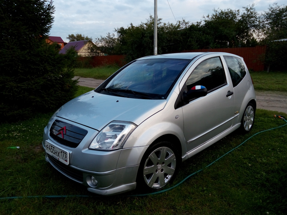 Добралась до дачи, помылась) — Citroen C2, 1,6 л, 2005 года | мойка ...