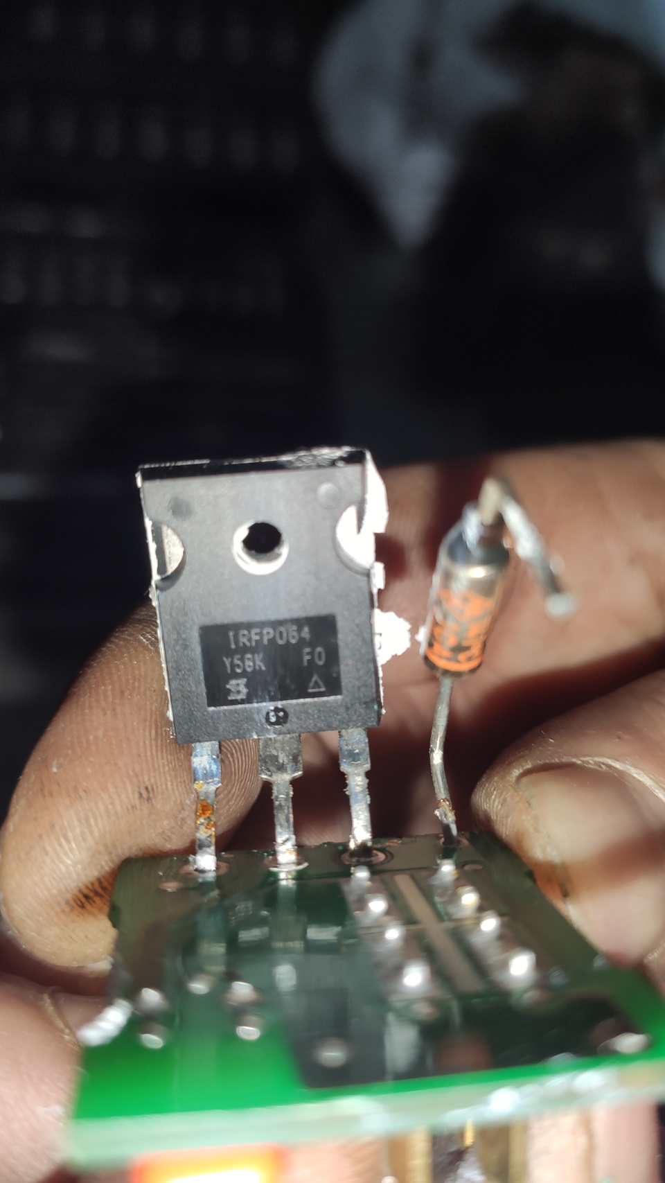 Ремонт печки.Постоянно дует вентилятор печки, даже при выключенном ...