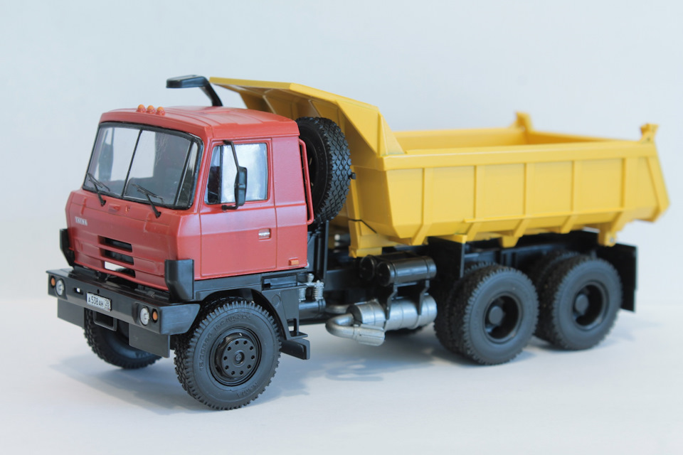 Масштабная модель татра. Tatra 815 s1 Автоистория. Татра 815 1 43. Tatra 815 AVD models. Tatra 815 1:43 AVD.