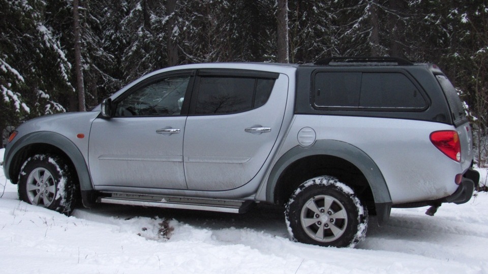 mitsubishi l200 серебристый тюнинг