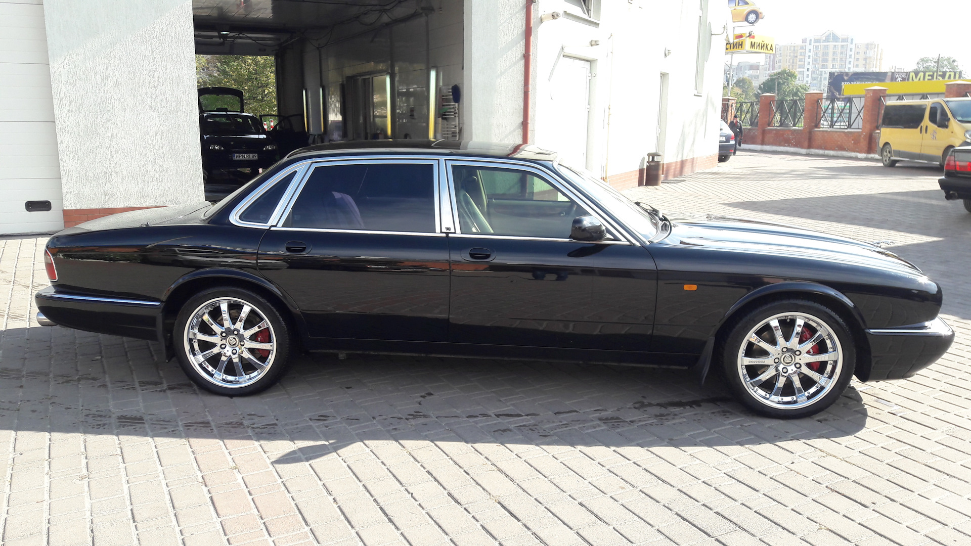 Jaguar XJR (X306 X308) 4.0 бензиновый 1997 | на DRIVE2