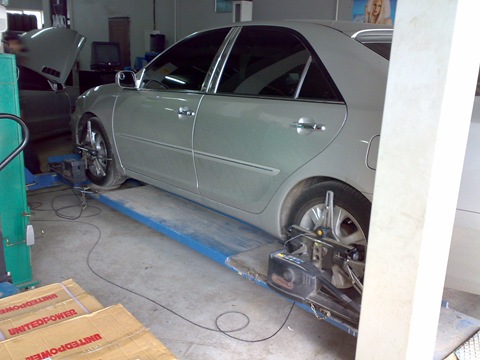 Camber - Toyota Camry 30L 2004