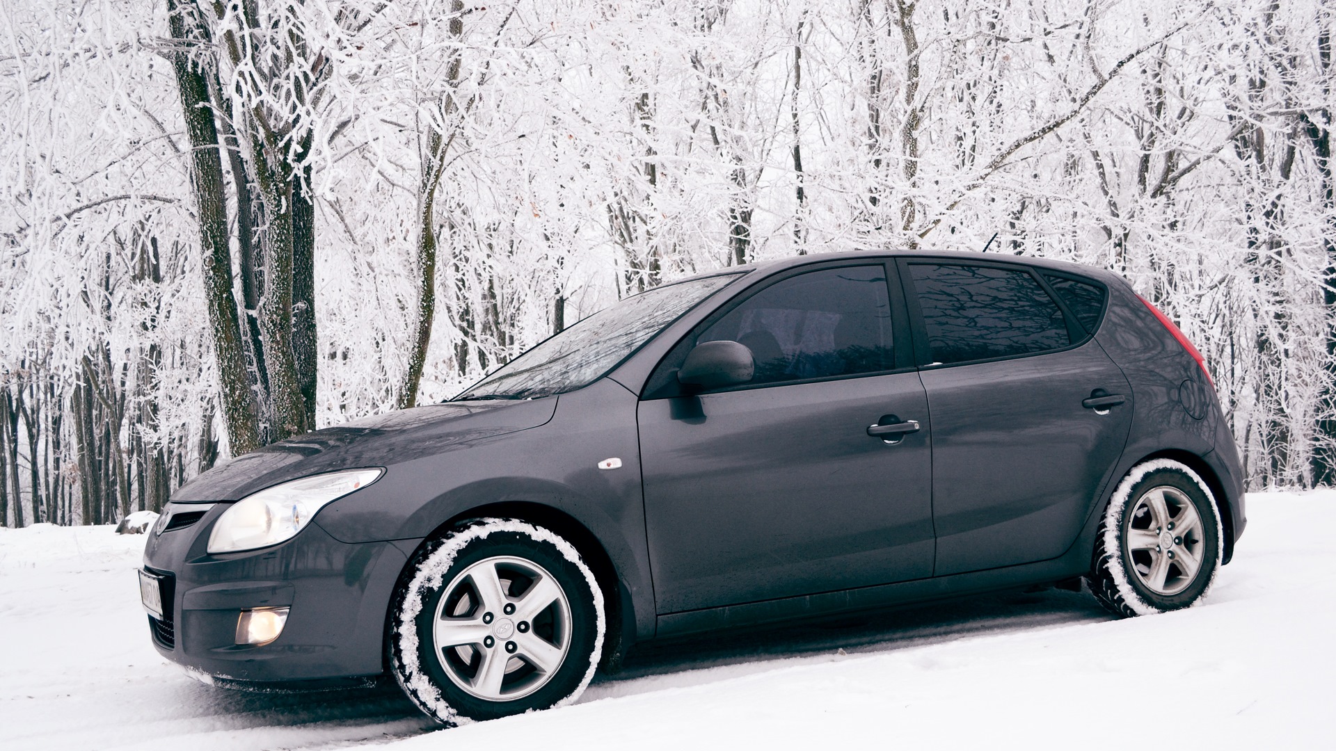 Хендай ай 30 черный. Хендай ай 30 2013. Hyundai i30 offroad. Диски на hyundai i30 r16. Диски на хендай i30 r16.