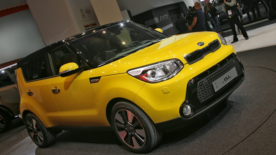 Kia Soul Р¶РµР»С‚С‹Р№