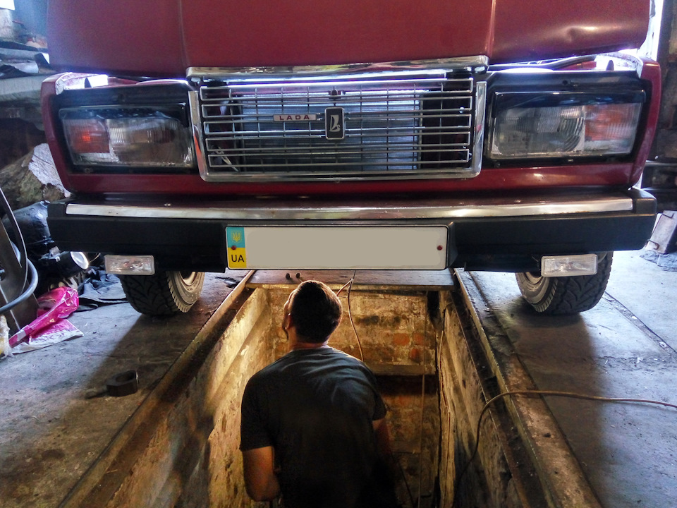 Стук в передней подвески (правая сторона), установка Евро прикуривателя ...