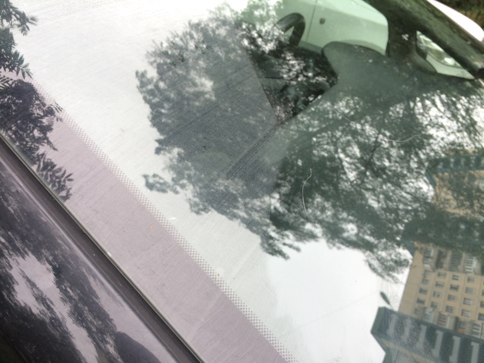 Какой то урод поцарапал стекло — KIA Ceed (2G), 1,6 л, 2015 года ...