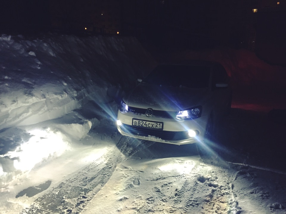 Светодиоды в габариты — Volkswagen Polo Sedan, 1,6 л, 2012 года ...