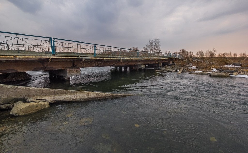 Орск на реке стоит город