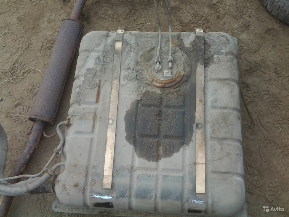 Замена погружного топливного насоса — ГАЗ 31022, 2,4 л, 2007 года ...