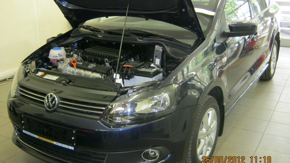 Volkswagen Polo Sedan PanzerkampfwagenVPanther