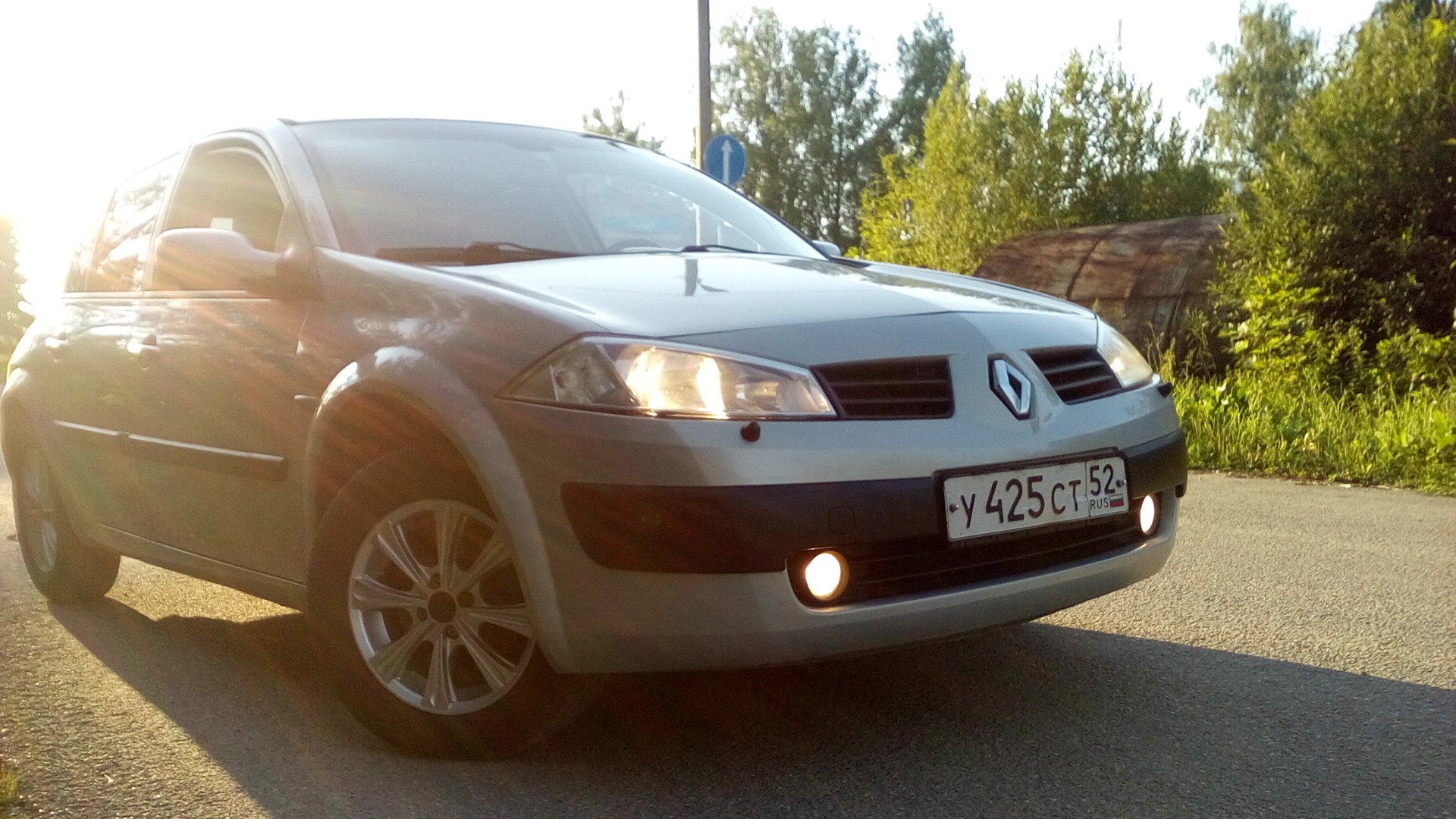 Renault Megane II 1.6 бензиновый 2005 | Табурет на DRIVE2