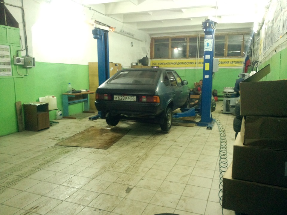 Шиномонтаж. Шины и диски на зиму — Москвич 2141, 1,7 л, 2000 года ...