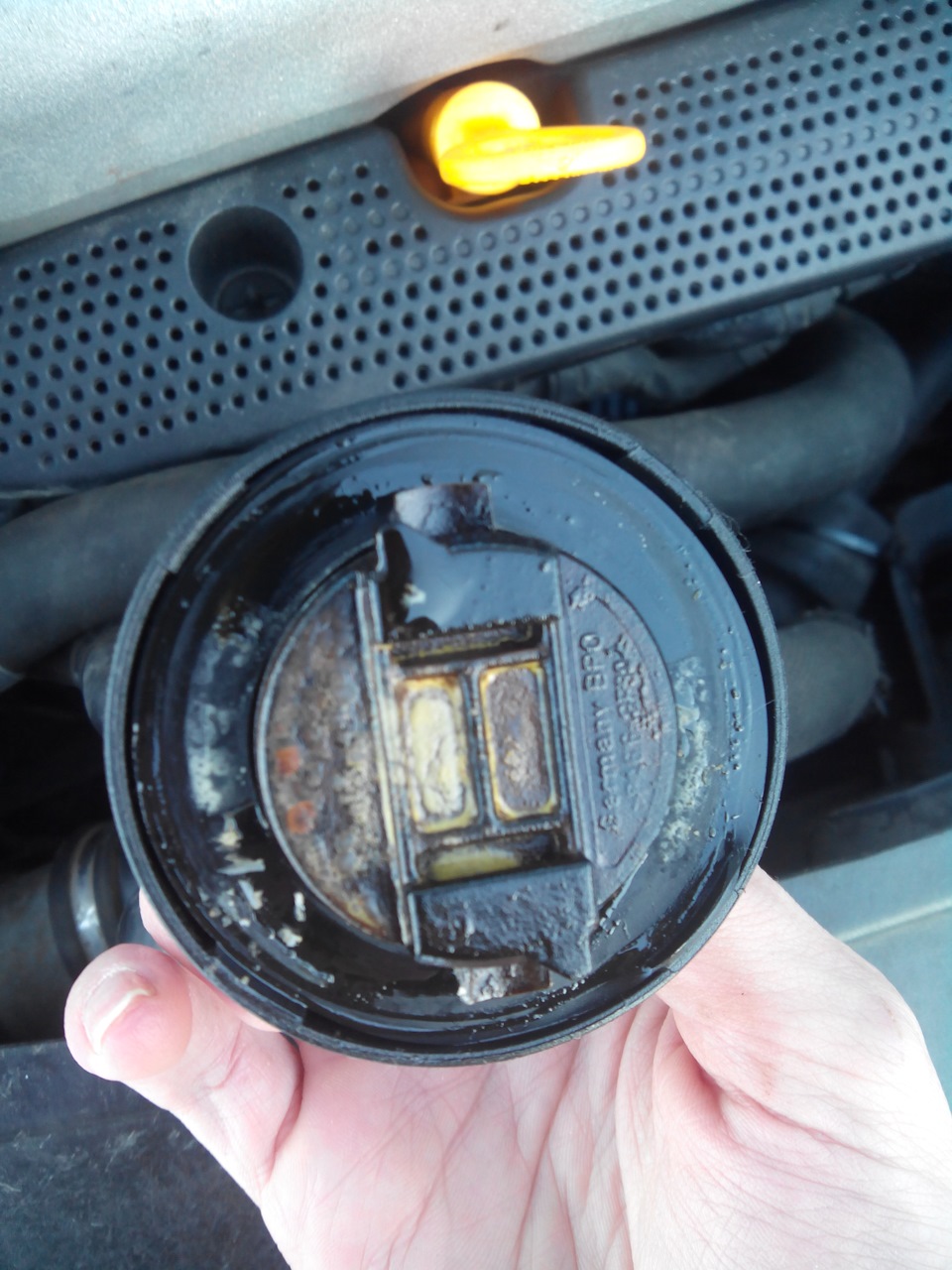 Белый дым на холодную, замена редукционного клапана ВКГ, чистка ...