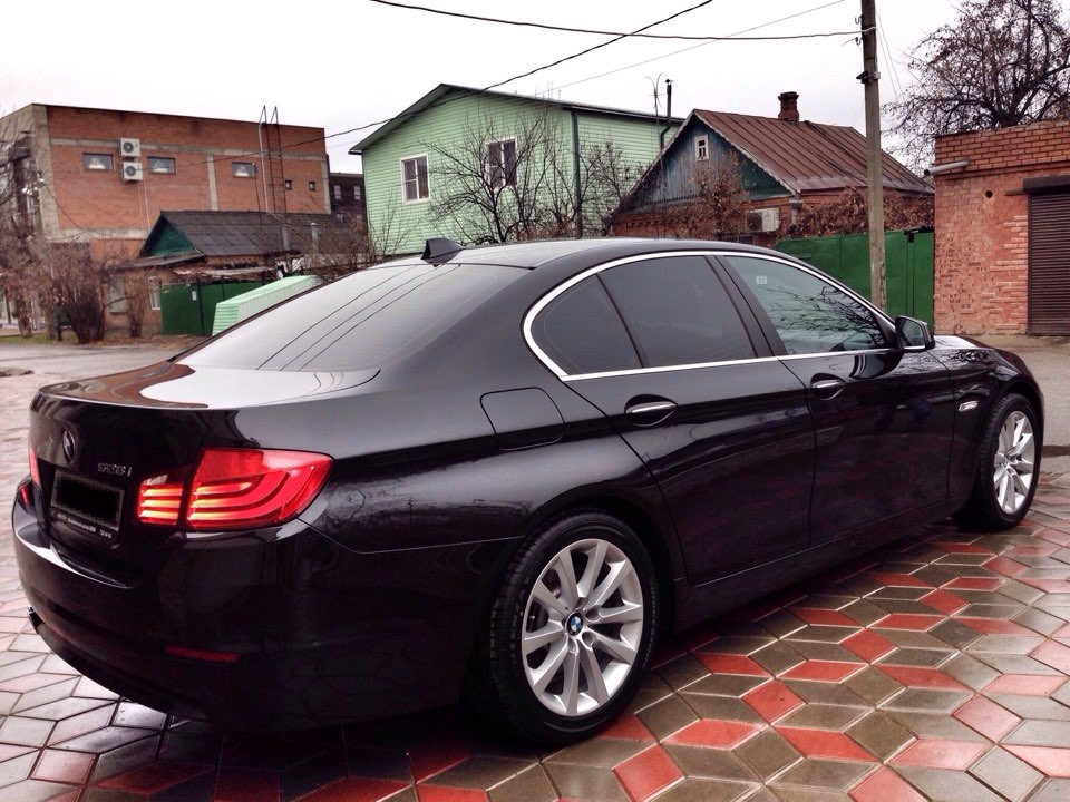 Бмв 528i. BMW 528i. BMW 528 2011. БМВ 528. BMW 528i 2011г..