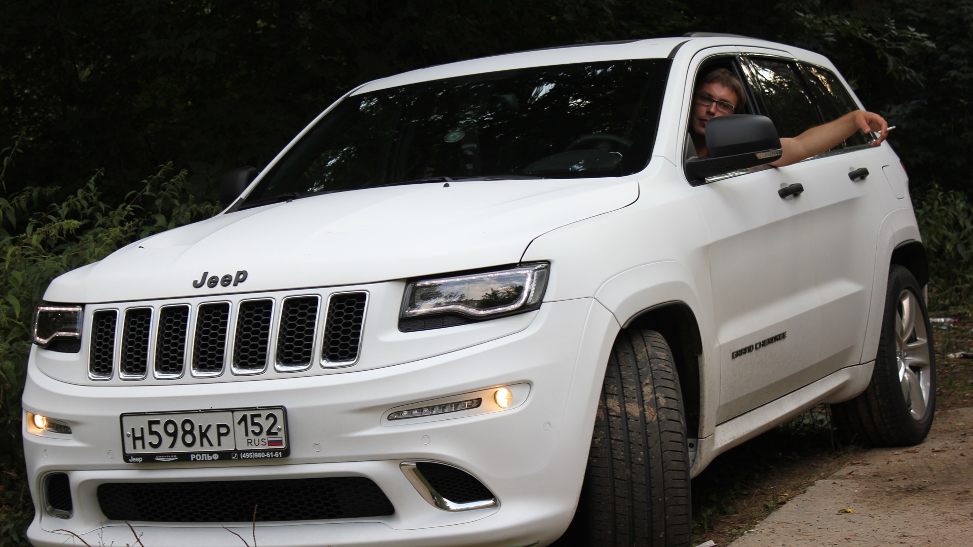 Jeep Grand Cherokee SRT-8 (WK2) 6.4 бензиновый 2014 | БЕЛЫЙ КИТ на DRIVE2