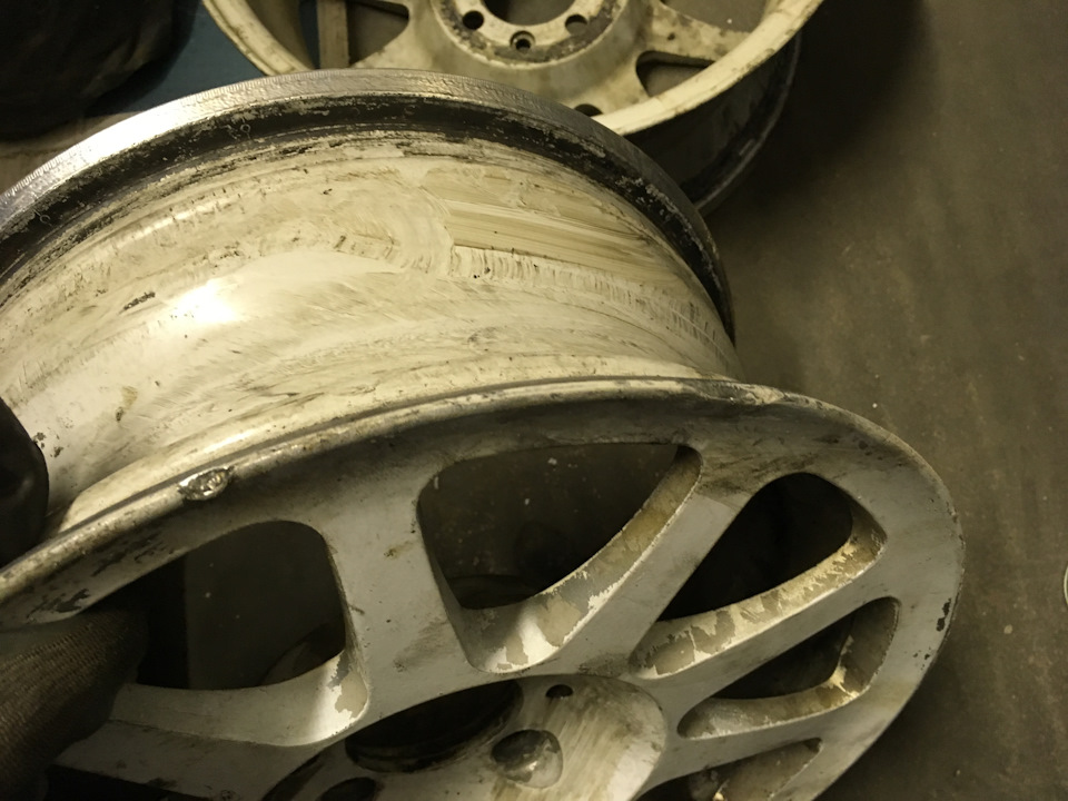 какое должно быть давление масла в двигателе чери амулет