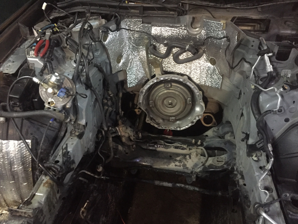 Открутилась заслонка изменения геометрии впуска VK45DE разбираем мотор ...