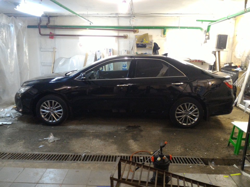 Бронь пленка, тонировка. — Toyota Camry (XV50), 2,5 л, 2015 года ...