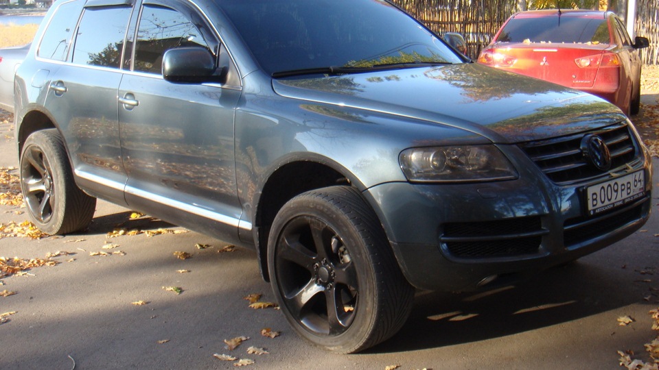 Туарег drive2. Фольксваген Туарег drive2. Колеса Touareg 275 45 20. Volkswagen Touareg 1 черный. Колёса на 1 Туарег.