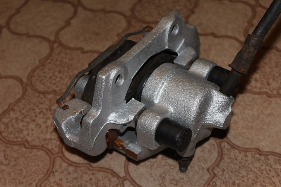 Ремкомплект заднего суппорта е46. Суппорта е46. Бмв е39 скоба заднего суппорта. Ремкомплект суппорта bmw e46. Суппорта е46.