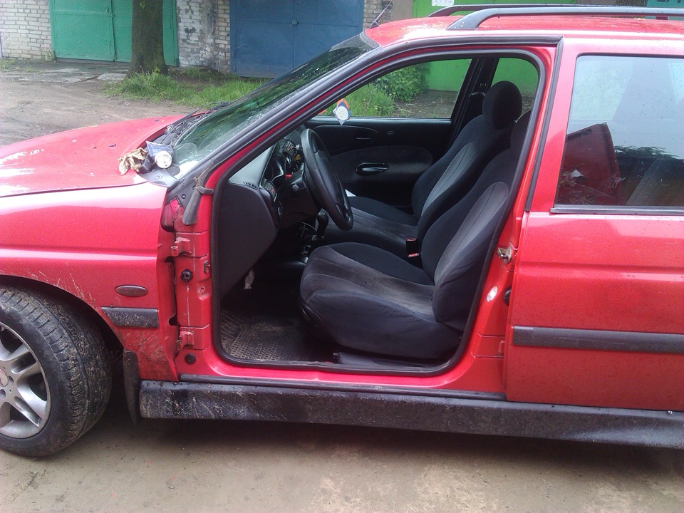 Устраняем люфт двери! — Ford Escort Mk6, 1,6 л, 1998 года | своими ...