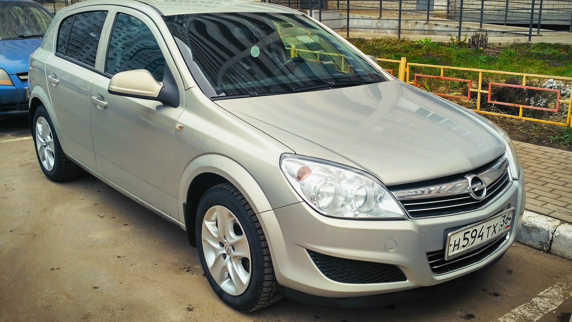 6. Н а 2011. Н а 2011. Opel astra h рестайлинг 2011. Ниссан инфинити 2010.