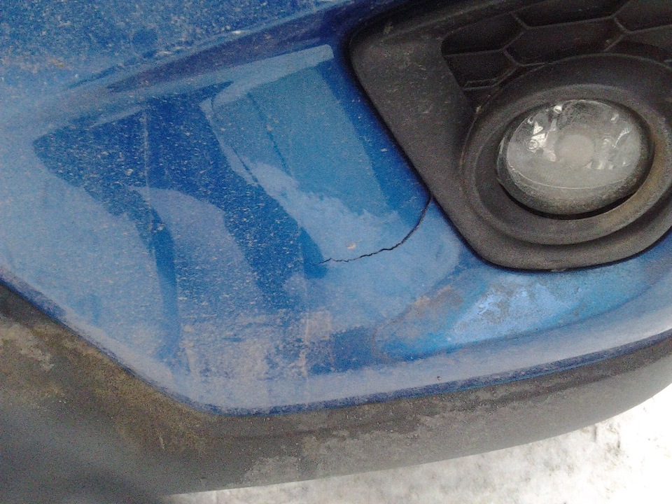 Первая неприятность на дороге или возможность установить сетку в бампер ...