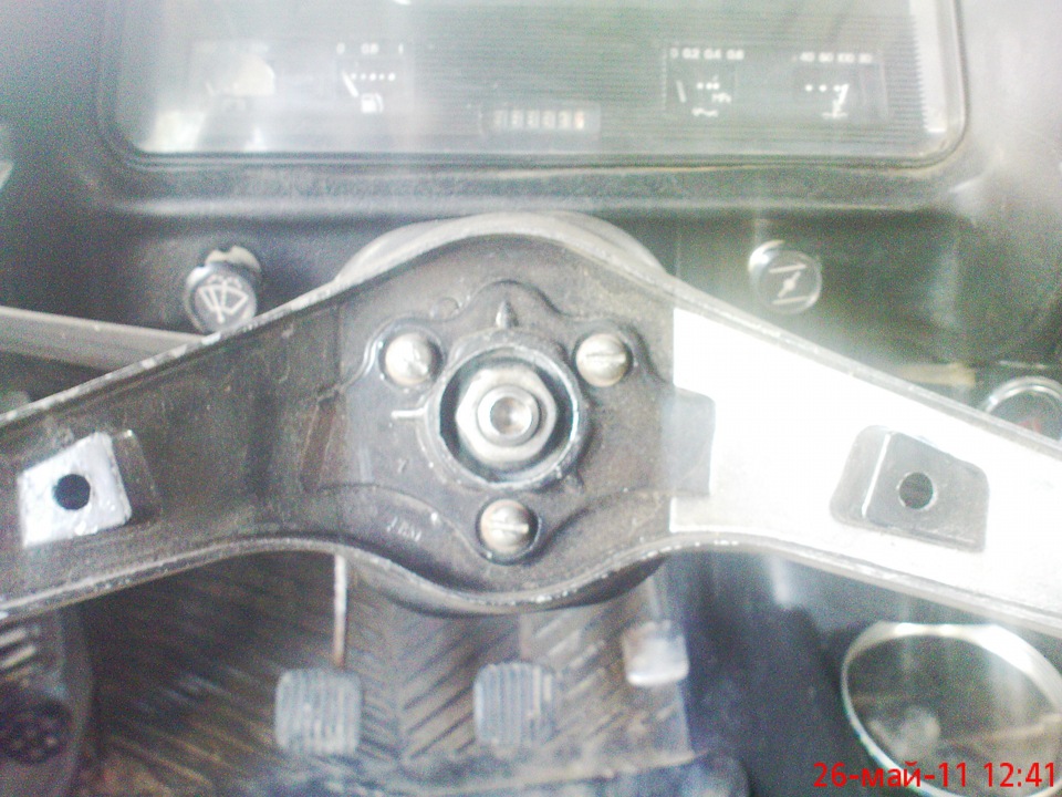 Замена рулевого редуктора — ИЖ Москвич 412, 1,6 л, 1995 года ...