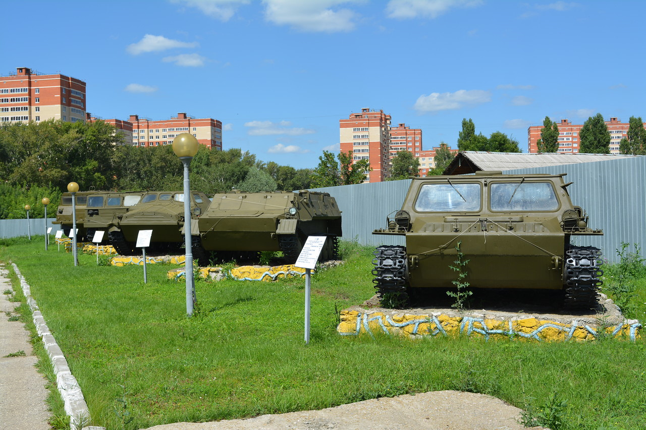 Автомобильный музей рязань. Музей РВАИ Рязань. Музей автомобильной техники Рязань. Музей военной автомобильной техники Рязань. Музей вооружения и военной техники Рязань.