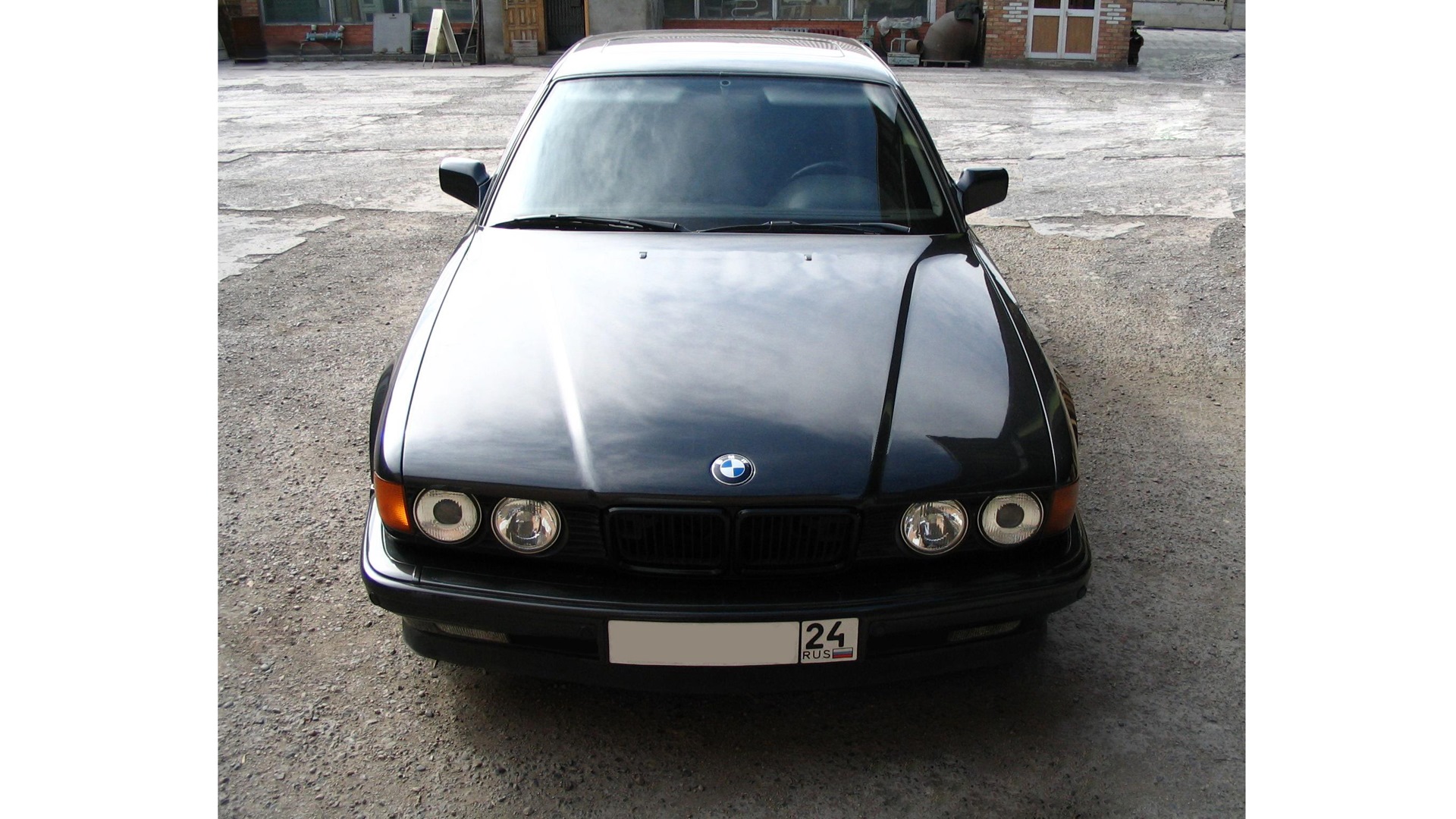 BMW 7 series (E32) 5.0 бензиновый 1992 | 