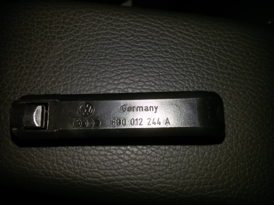 Съёмник колесных колпачков VAG — Opel Astra H, 1,6 л, 2014 года ...