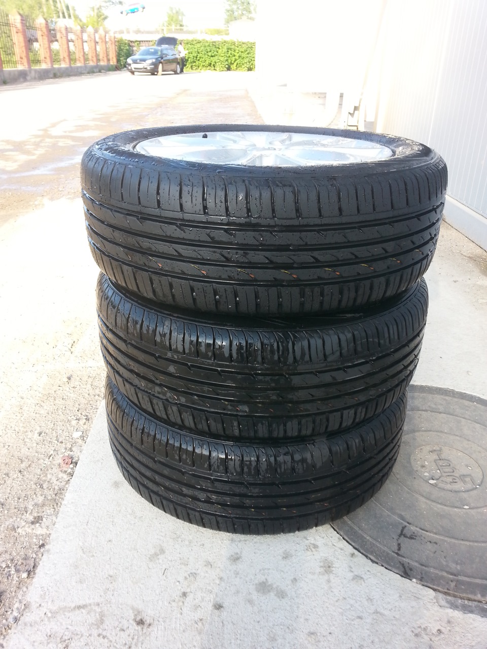 Nexen 205 55r16