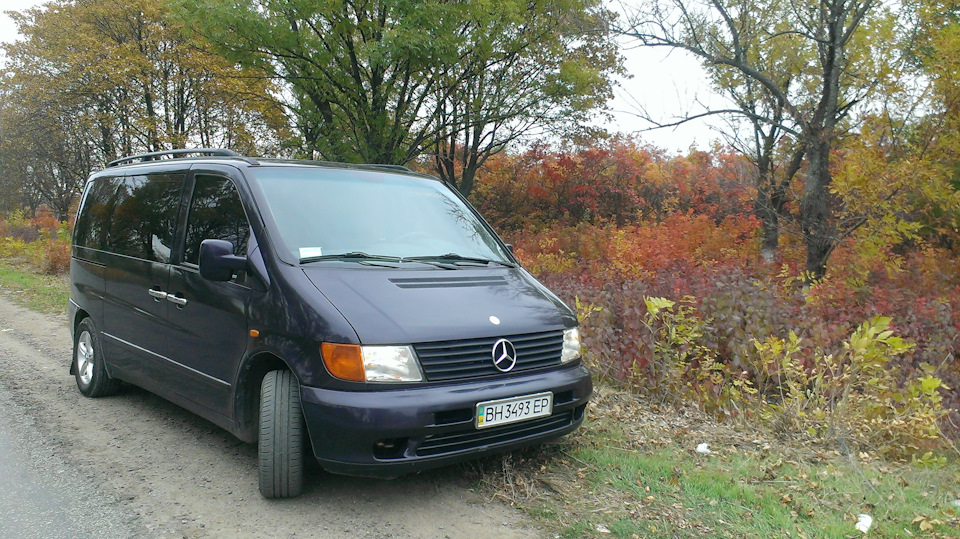 Вито 2.3. Mercedes Benz Vito 1999.