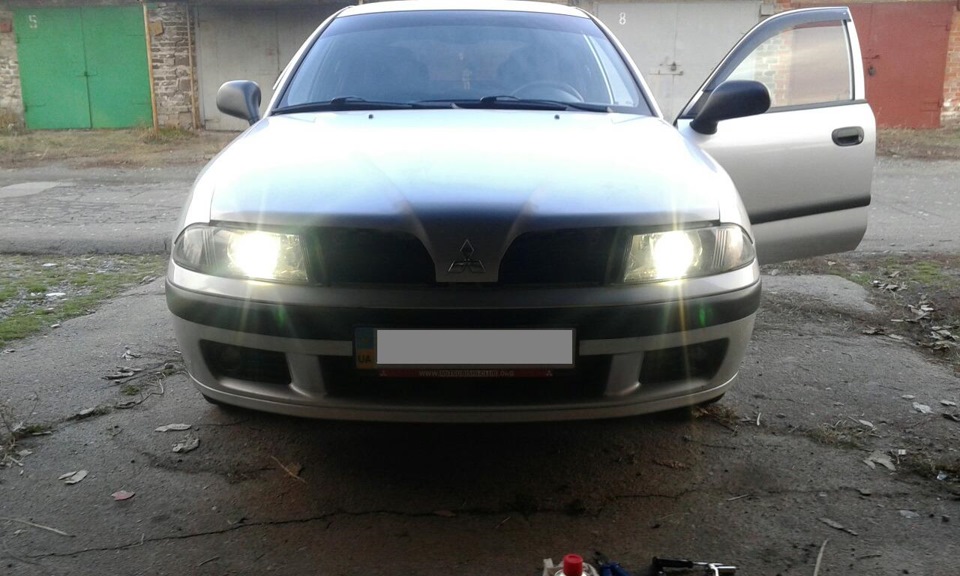 новый свет :) — Mitsubishi Carisma