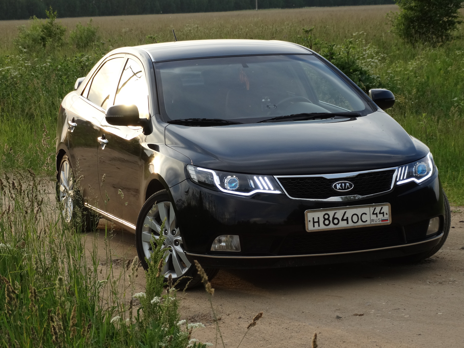 Cerato 2. Kia Cerato 2 оптика. Киа Церато 2 1.6. Фары Киа Церато 2. Kia Cerato 2010 тюнинг.