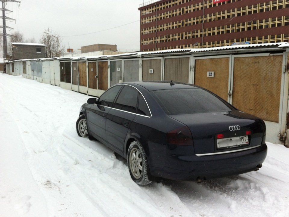 Ауди а6 тонированная. Audi a6 c5 тонированная. Ауди тонированная. Ауди без тонировки.