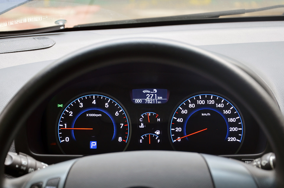 Supervision с подсветкой — Hyundai Elantra (4G)