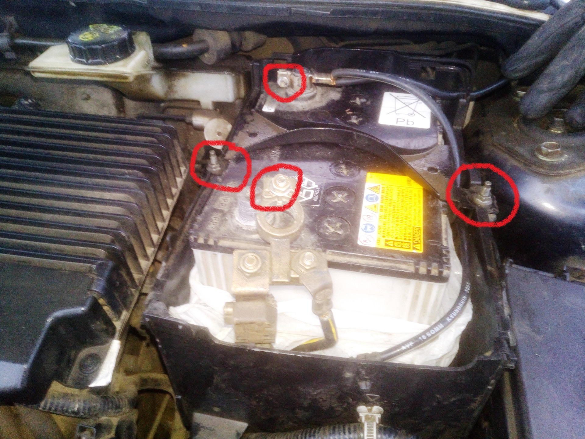 аккумулятор tiguan 2017. блок elv фольксваген тигуан замена. фольксваген тигуан аккумулятор. 6 акб. 4.