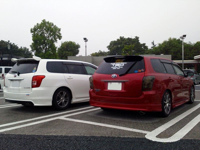 Toyota Corolla Fielder 2013 stance