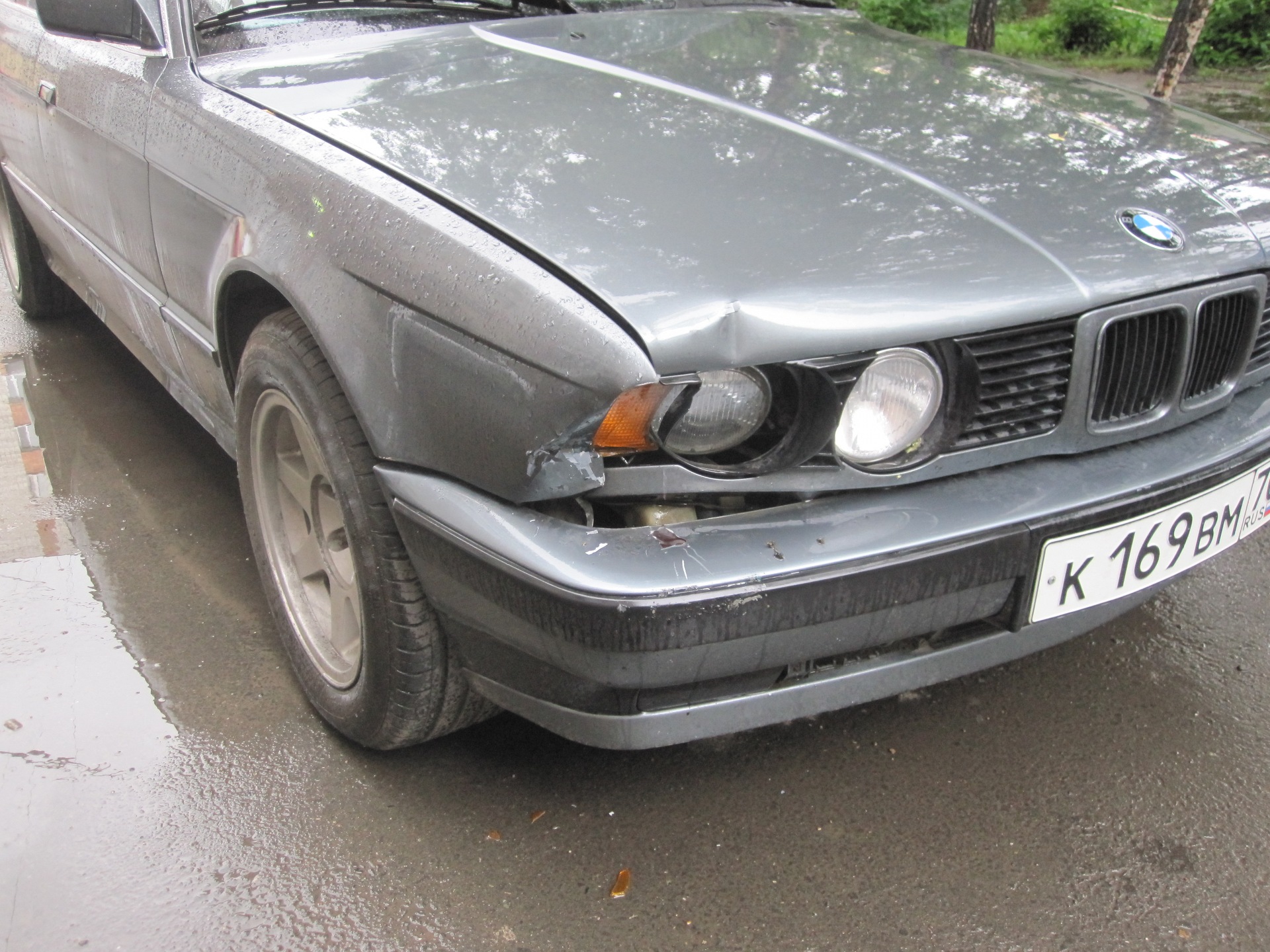 Стукнули во дворе — BMW 5 series (E34), 3,5 л, 1988 года | ДТП | DRIVE2