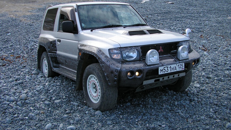 Mitsubishi pajero drive2