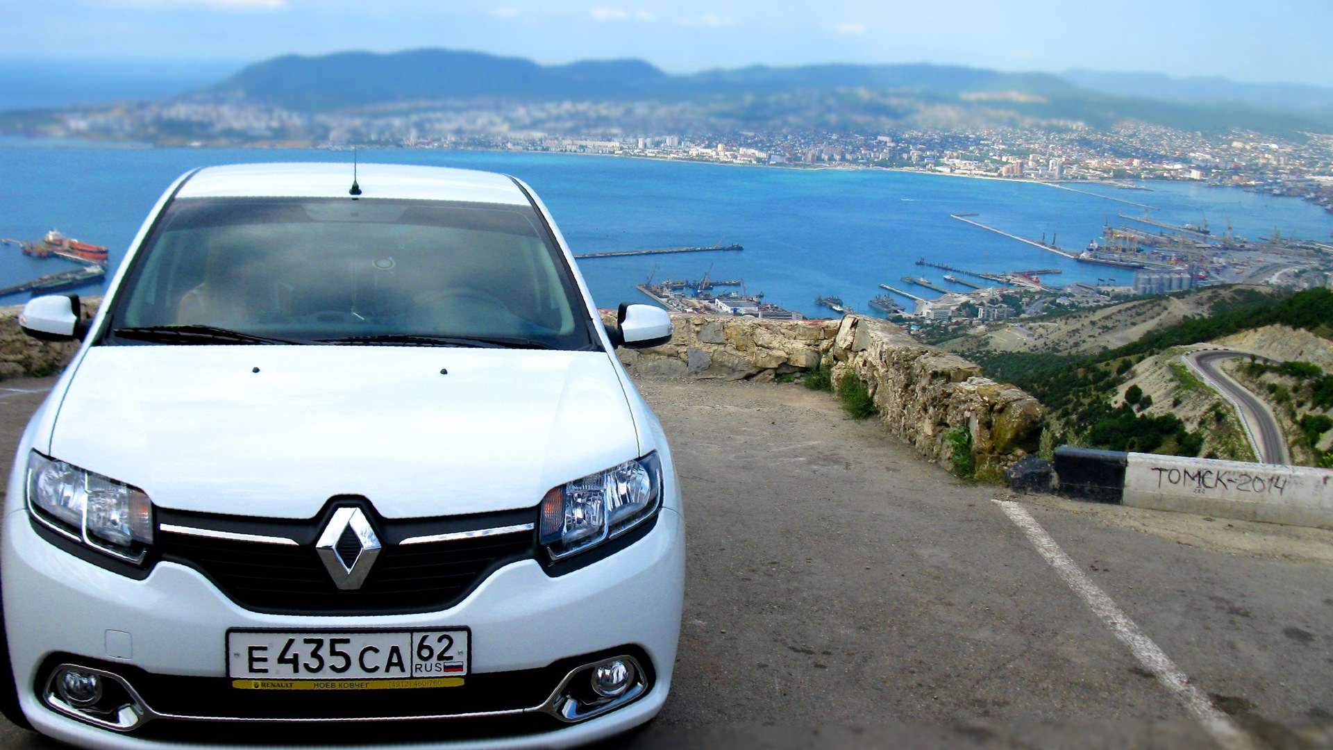 Renault Logan (2G) 1.6 бензиновый 2014 | ♔ Беляшик ♔ на DRIVE2