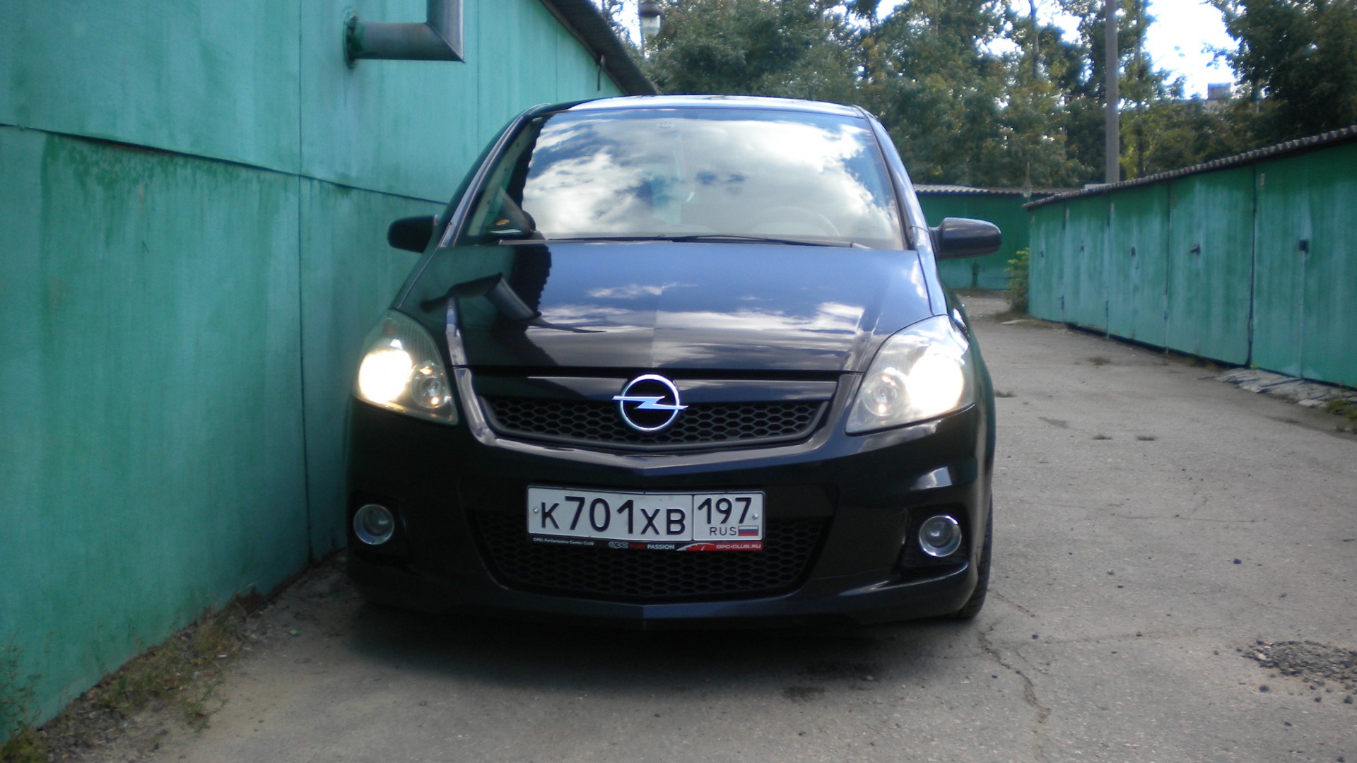 Opel Zafira B OPC 2.0 бензиновый 2009 | 2.0 труба) на DRIVE2