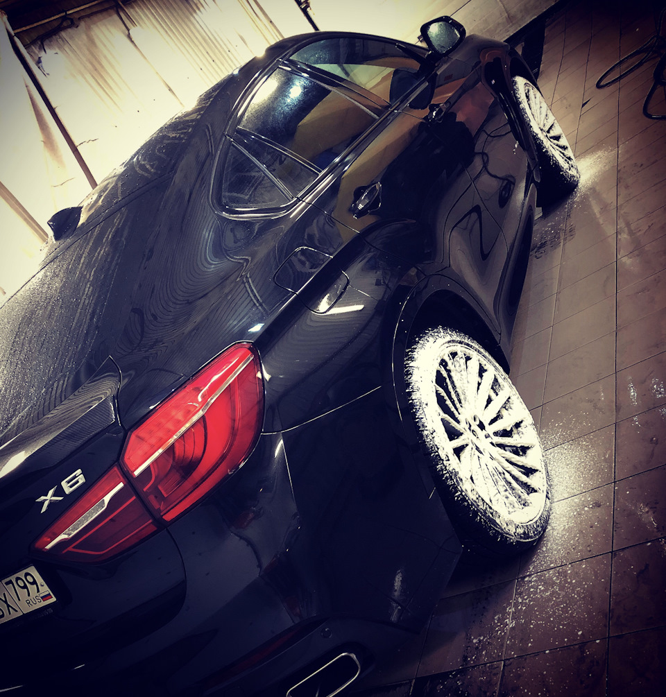 Like, когда колесики в чистоте. Это как чистая обувь) — BMW X6 (F16), 3 ...