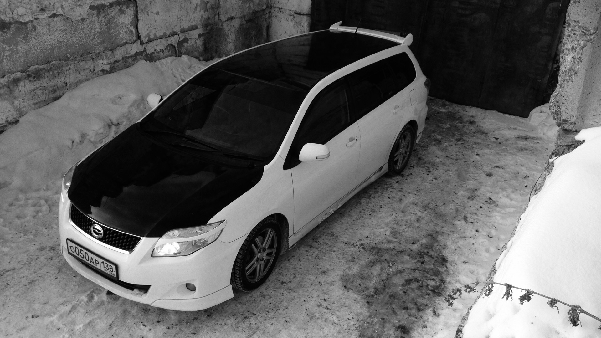 toyota corolla fielder 2008