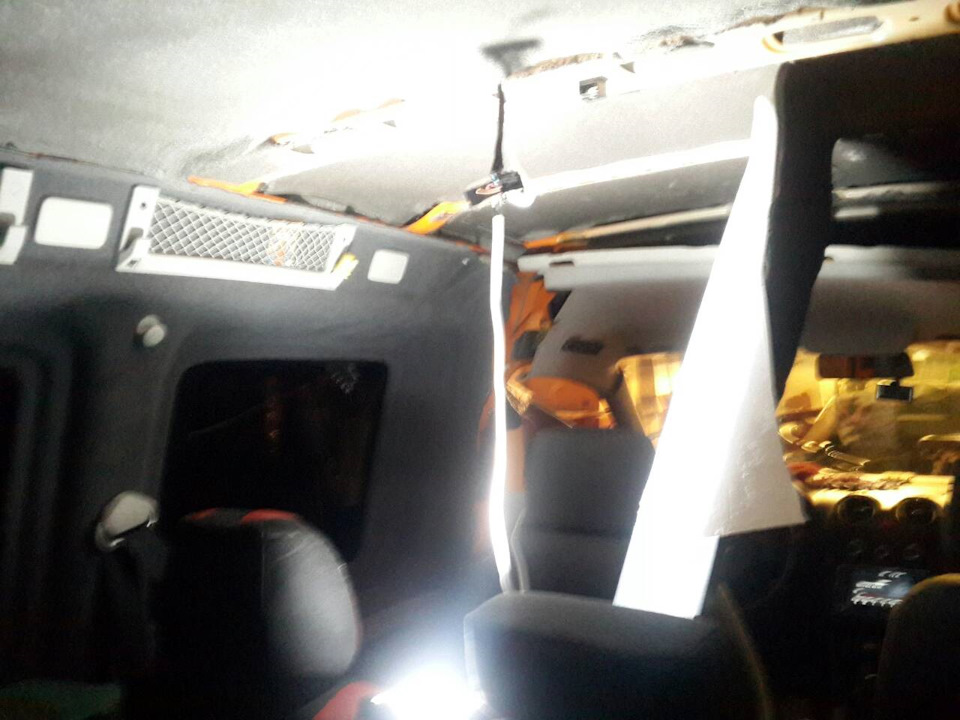 Photo from the logbook Volkswagen Caddy (3G)
